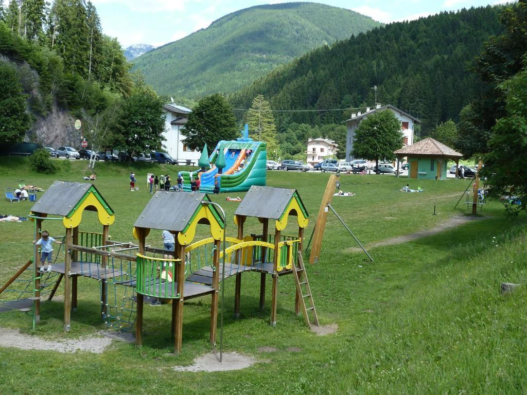 Hotel Pineta Базельга-ди-Пине Экстерьер фото